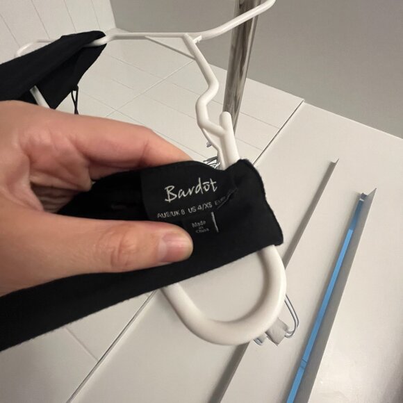 Bardot - Crisscross Lace up Detail Bodycon Dress - Picture 2 of 4